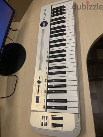 MIDI Samson Carbon 49