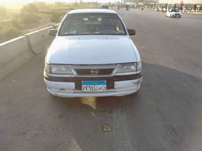 أوبل فيكترا 1995