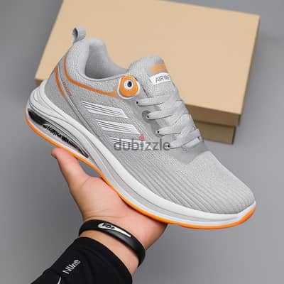 كوتش Adidora