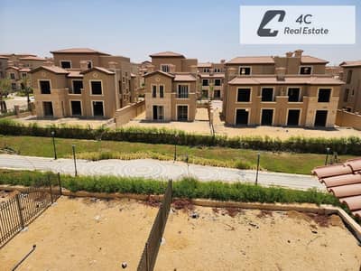 أقل من سعر السوق استلام فورى  فيلا للبيع  مستقلة كورنر كلاسيك دابل فيو لافيستا سيتي - La Vista City القاهرة الجديدة