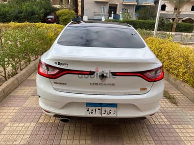 رينو ميجان 2021