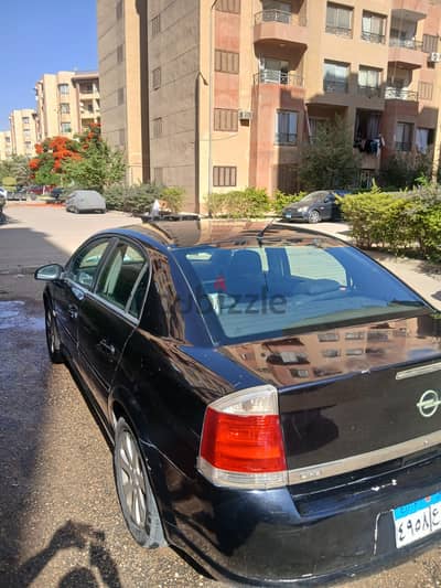 أوبل فيكترا 2008