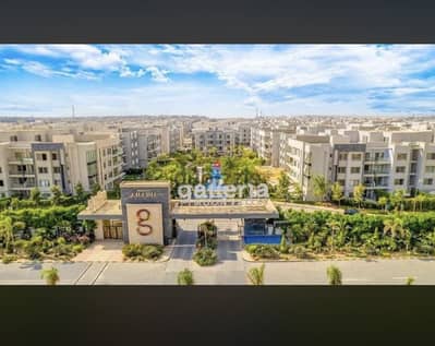 من المالك مباشره للبيع شقه باكبر مساحه ومعها اكبر جاردن بكومباوند