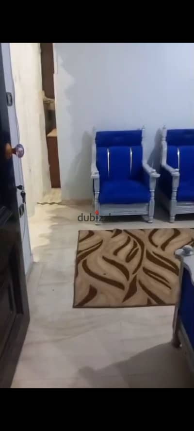 شقه مفروشه للايجار ف موقف المنصوره