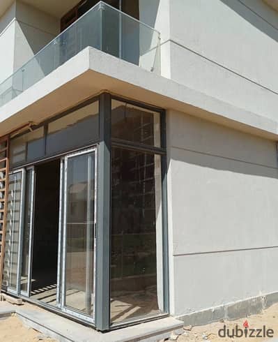 فرصة مميزة للسكن والاستثمار في مستقبل سيتي شقة للبيع في مشروع البوسكو سيتي (Il Bosco City)من شركة إيطاليا، تفاصيل 2نوم+2حمام منهم ماستر الدور الثالث