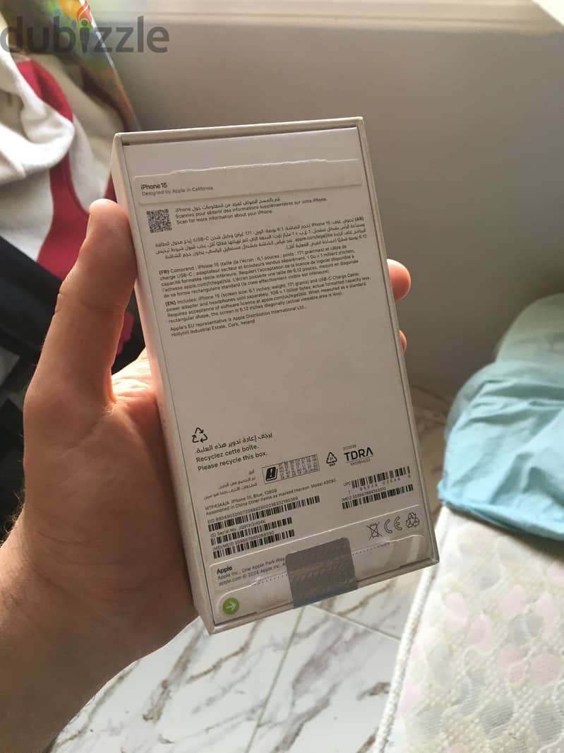 Apple - iPhone 15 8