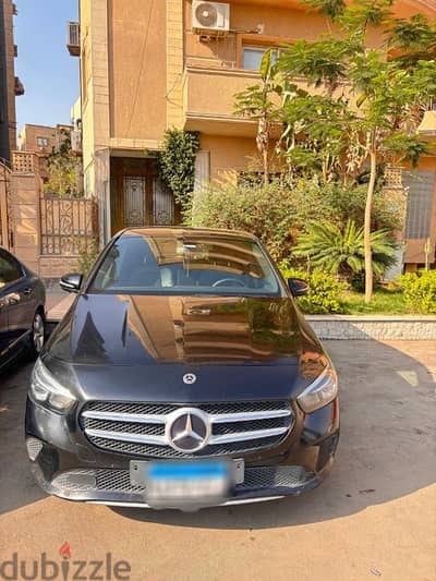 مرسيدس B180 2021
