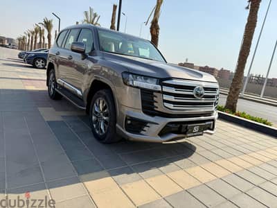 Toyota Land Cruiser GXR Aeros 2023