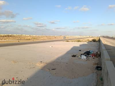 : Company headquarters and showroom of 1200m for rent directly on the international road - Ras Al-Hikma Property details: Available for immediate rent, a piece of land / fully integrated administrative and commercial location with a unique strategic location in Ras Al-Hikma. Area: 600 meters. Facade: 20 meters directly on the international road. Activity: Suitable for all activities