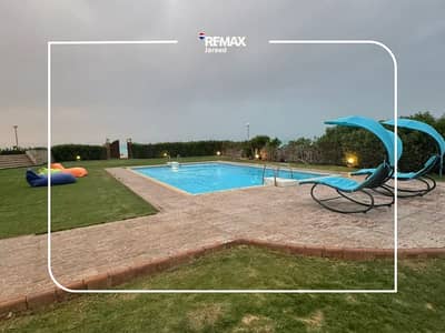Luxurious Furnished Mansion for Daily Rent in Marina 1 – First Row, Direct Sea View private pool