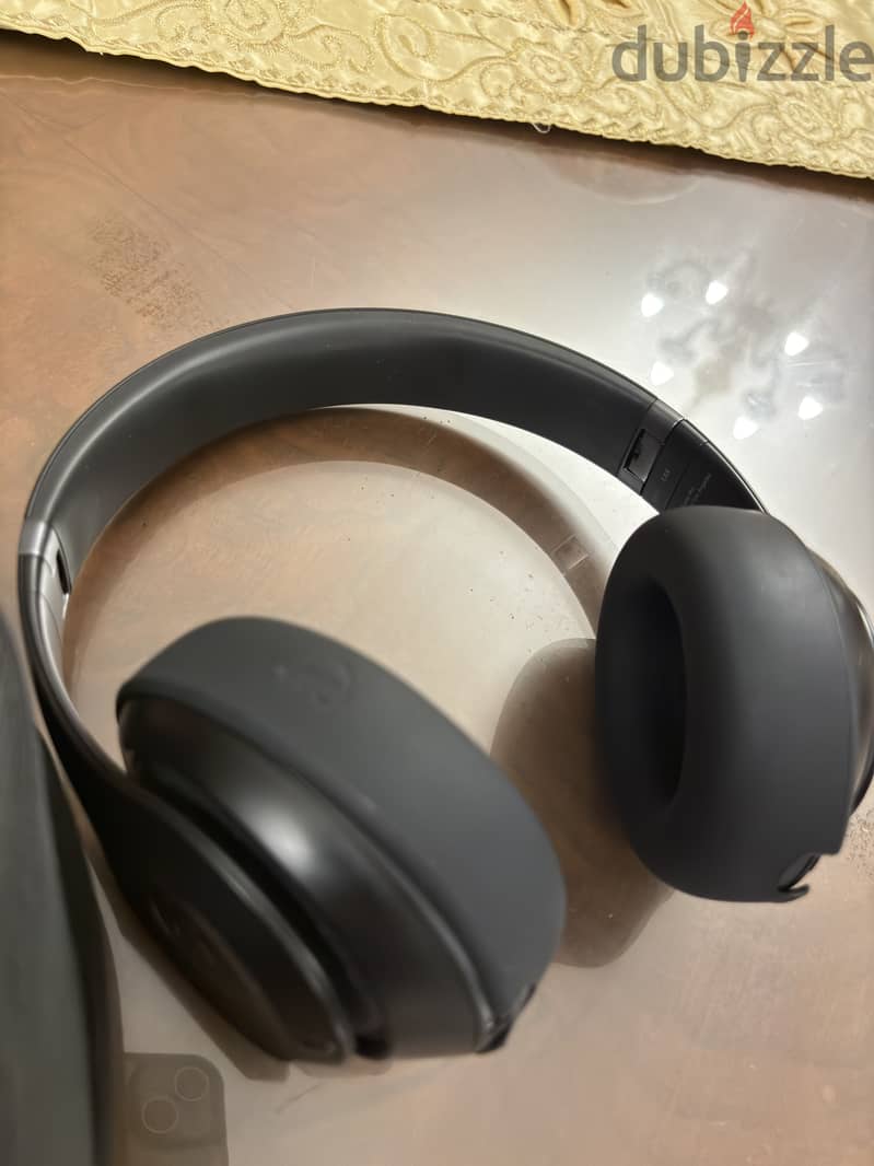 Beats Studio Pro 4