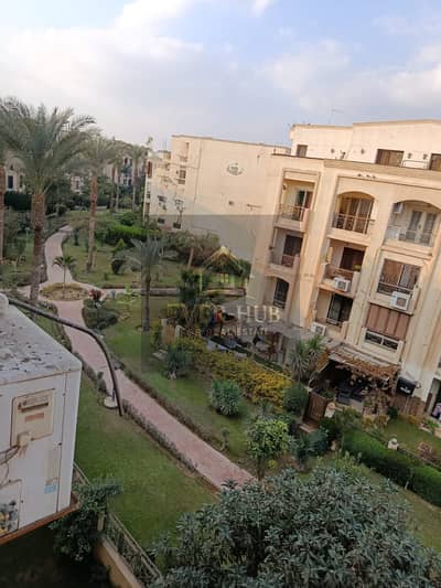 Apartment for rent in Sheikh Zayed, Hadayek El Mohandeseen compound, 3 bedrooms, kitchen and air conditioning Elevator in the building