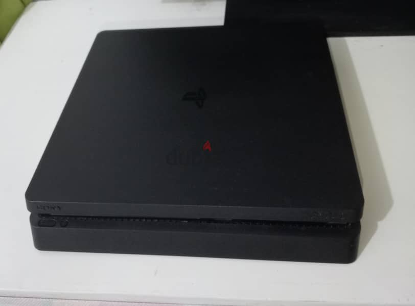 PS4 slim 1TB 1