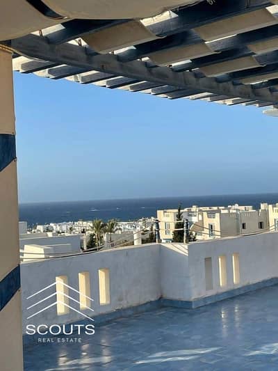 صف اول علي البحر وال pool تاون هاوس للبيع بتصميم اوروبي تشطيب VIP بسعر لا يقارن افضل لوكيشن في راس الحكمه Ras El Hekma  قريب من لافيستا وفوكا باي