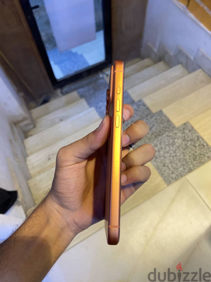 Apple - iPhone 17 Pro Max 4