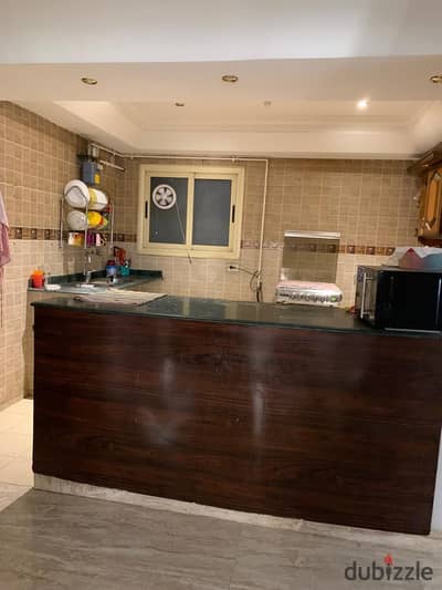 Apartment for sale in Al Yasmin Towers, Zahraa El Maadi, with a front view. Area: 206 sq mConsists of 3 bedrooms, 3 bathrooms, reception, kitchen, and