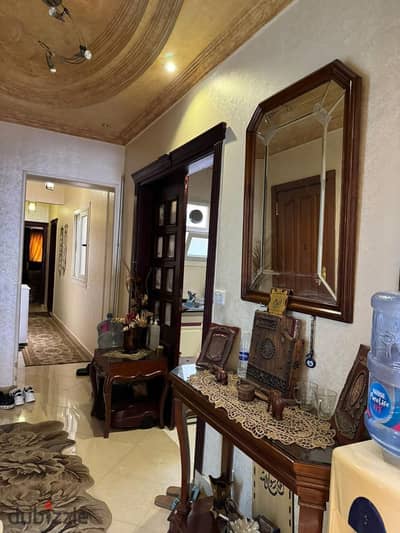 Apartment for sale in Heliopolis, branches of Khalifa Al-Ma'mun, next to the Republican Guard, 202 m, fourth floor, elevator, buildings 2011, 3 rooms, 2 bathrooms, and 3 reception areas