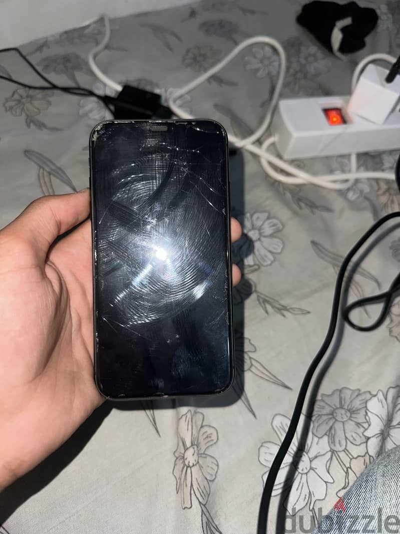 Apple - iPhone 11 5