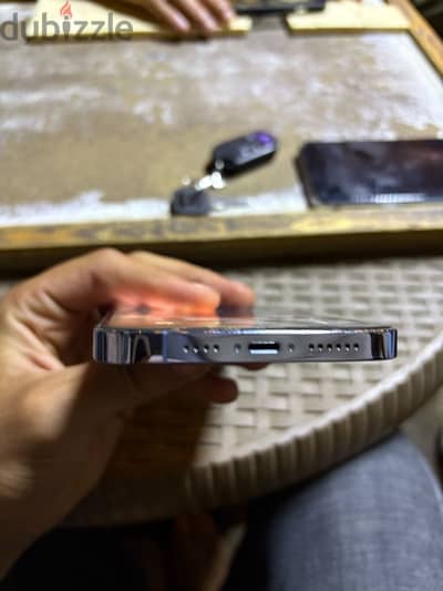 ايفون 13 برو ماكس للبيع
