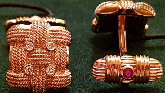 ROBERTO COIN-APPASSIONATA CUFFLINKS-Red and White Gold with Diamonds.