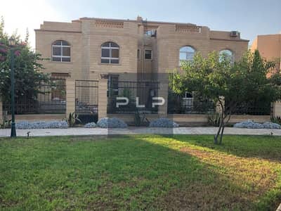 استلام فوري توين هاوس للبيع جاهز علي السكن باقل من سعر السوق في كمبوند لاروز التجمع الخامس