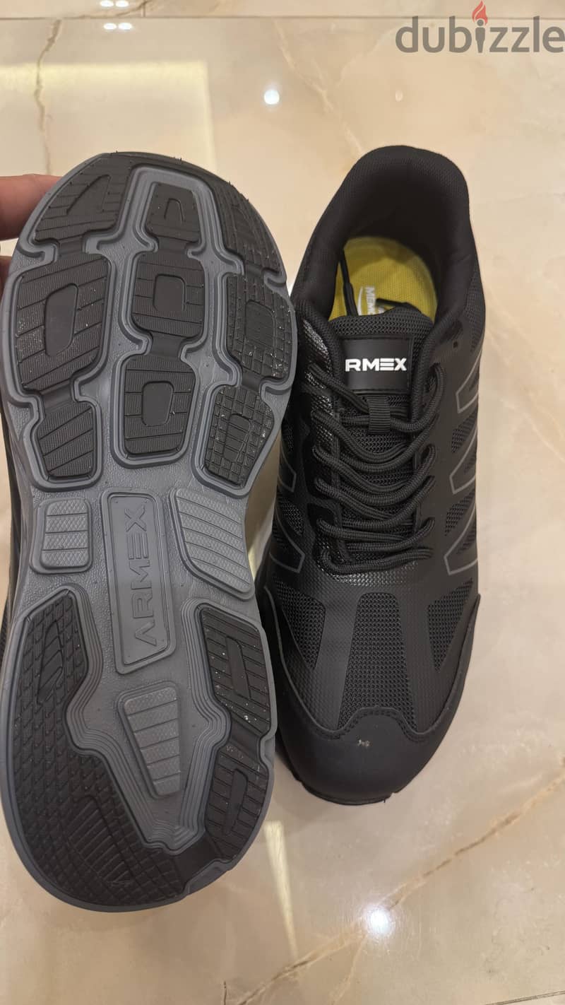Safety Shoes 11