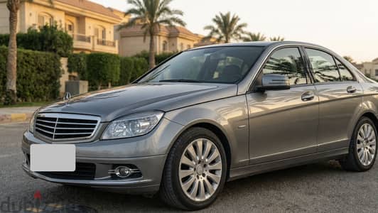 Mercedes-Benz C200 2009 like new / 01204924720