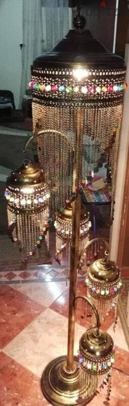 اباجور انتيكا ٦شابوة فضي ٣٠٠٠جنيه/ كشاف ٢ لمبه نيون ناشونال ١٠٠٠جنيه