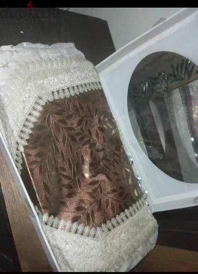 مفرش سفره تركي بالمناديل بتاعته جديدبعلبته