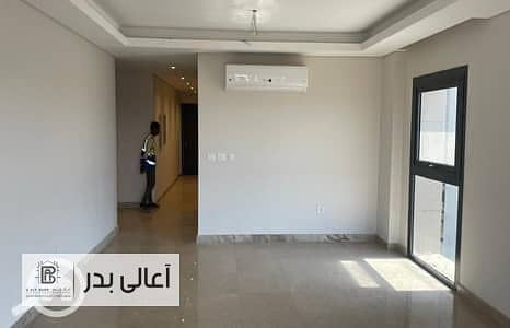 شقة للبيع الترا سوبر لوكس  بمدينة بدر بكمبوند حدائق بدر بالقرب من جامعة بدر