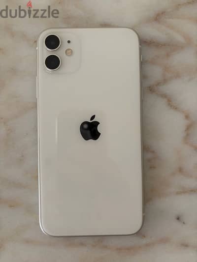 iphone 11 حاله جيده جدا