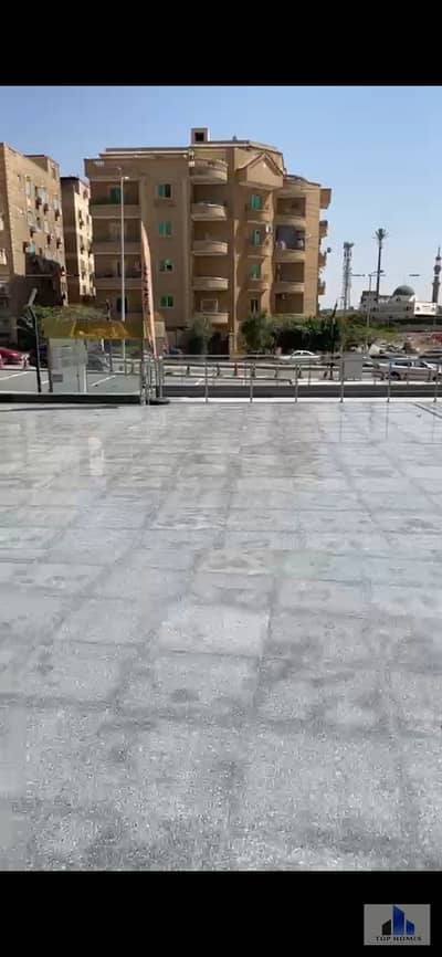 مطعم وكافيه  للإيجار | دوبلكس | موقع مميز في التجمع الأول القاهرة الجديدة