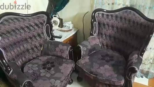 كنبه واربع كراسي