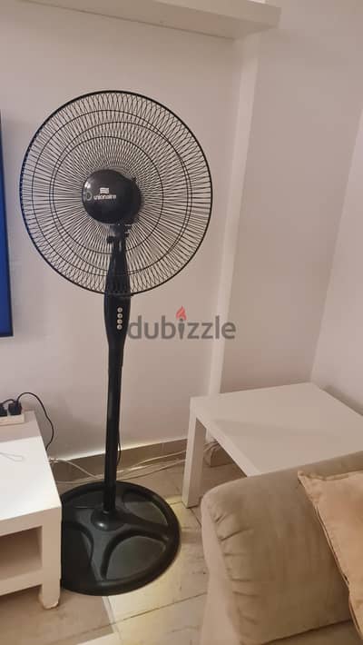 مروحة ستاند يونيون اير بحالة ممتازة