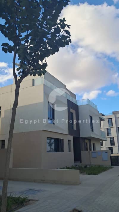 شقة 3 غرف + غرفة مربية في VYE سوديك بمقدم 5% فقط