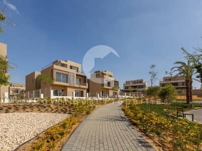 LARGE VILLA- LIVE THE LUXURY – VILLA WITH PRIVATE GARDEN & ONLY 5% DOWN EASY PAYMENT PLAN UP TO 10 YEARS