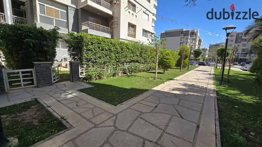 Apartment for sale Madinaty 136m + 80m garden model 140 meters B10