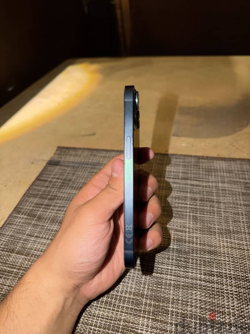 Apple - iPhone 13 3