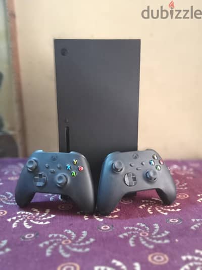 Xbox Series X أعلى فئة - حالة ممتازة - لم يُفتح للصيانة