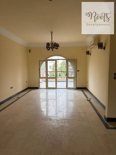 للايجار فيلا بحديقة تطل على لاندسكيب متشطبه ، في  رويال سيتي، الشيخ ذايد For Rent Villa With Garden,Finished ,in Royal City, AlSheikh Zayed.
