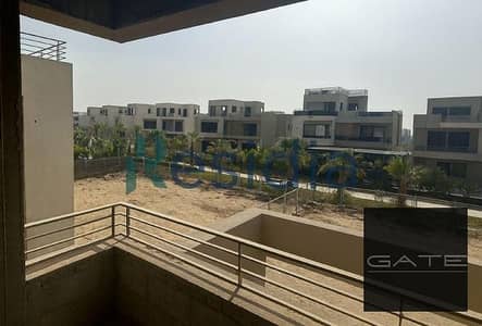 Own a villa in the most prestigious compound at the best price. Standalone villa for sale in The Crown Compound – Palm Hills. Prime location Own a villa in the most prestigious compound at the best price. Standalone villa for sale in The Crown Compound – Palm Hills. Prime location