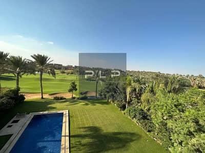 فيلا مستقلة للبيع في قطاميه ديونز– صف ثاني جولف | تشطيب كامل وحمام سباحة خاص جاهزه ع السكن فورا