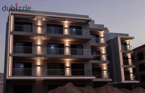 شقة للبيع في Club Town بالقرب من نادى وادى دجلة - بتكملة أقساط واستلام قريب.