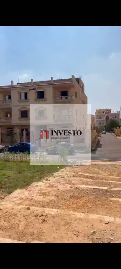 دوبلكس للبيع بمدينة العبور – الحي الخامس خط 11 | مساحة 400 متر (أرضي + بيزمنت) + جاردن خاصة 150 متر | موقع مميز