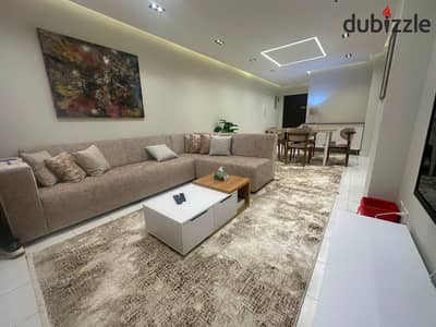 شقة مفروشة للإيجار في الرحاب 1 | 90 متر + 50 متر جاردن | أول سكن | أمام جيت واي مباشرة
