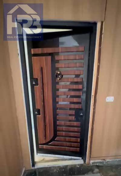 شقة للبيع بالمستثمرين الجنوبية – القاهرة الجديدة | 200م | جاردن خاصة | أول سكن