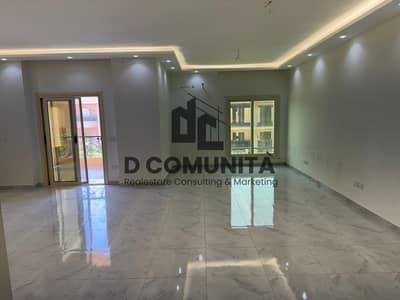 شقة سكنية للإيجار ب في اميز مناطق  شرق الأكاديمية دور أول بوحد مطبخ وفيو جاردن وتشطيب على اعلى مستوى
