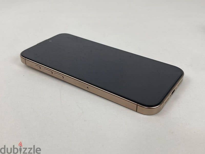 iphone 16 pro max 5
