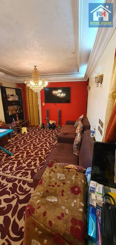 شقة للبيع بسعر لقطة مباني حديثة استلام فوري بأبراج الزيتون – موقع مميز أمام مترو حدائق الزيتون .