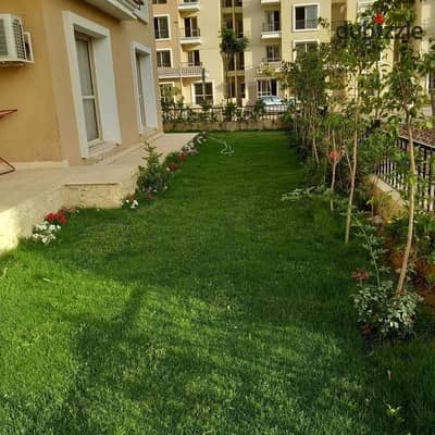 شقه مساحته 167م + حديقة كبيره للبيع بالتقسيط ف كمبوند سراي ع عطريق السويس sarai new cairo مرحله Club Views